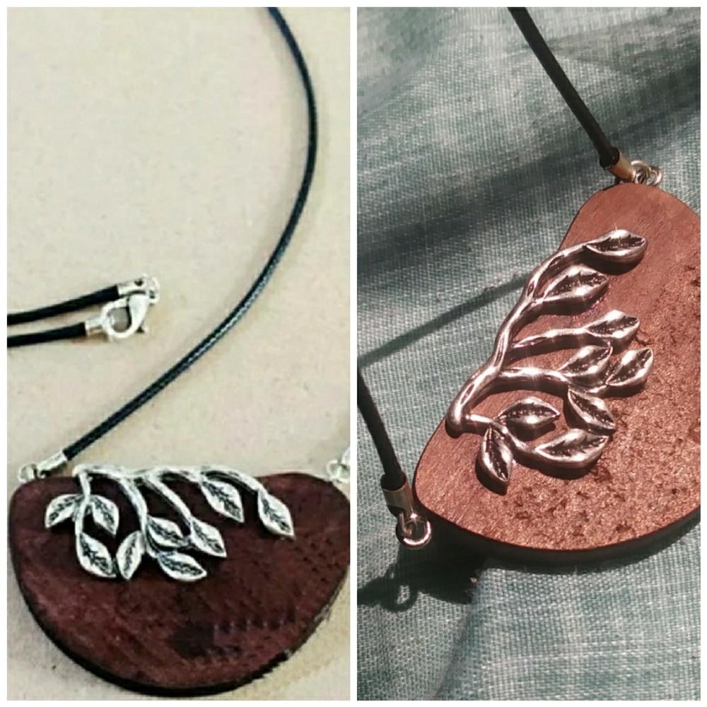 🔴 Tree of Life Wood Necklace
